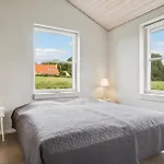 別荘 4 Bedroom Stunning In Knebel