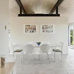 4 Bedroom Stunning In 別荘 Knebel