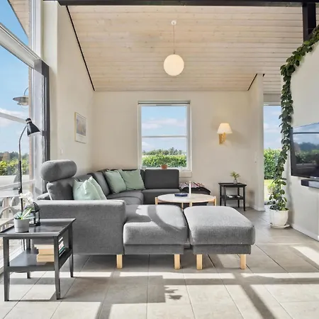 4 Bedroom Stunning In Feriehus *