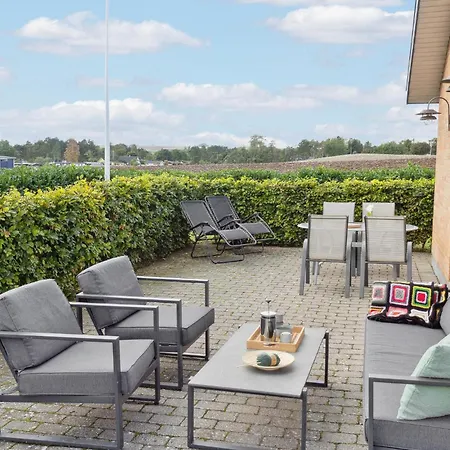 4 Bedroom Stunning In Feriehus *